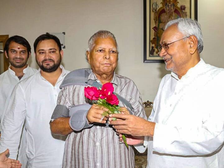 On this occasion, Bihar Chief Minister Nitish Kumar tweeted, 