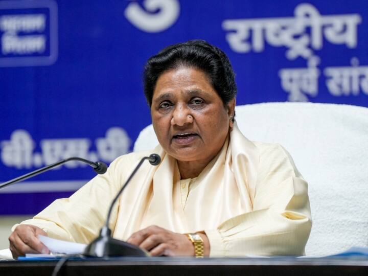 BSP Bahujan Samaj Party will contest on all 40 seats in Bihar Mayawati on Lok Sabha Elections 2024 bihar news ann Lok Sabha Elections 2024: विपक्षी एकता में फूट! बैठक से पहले मायावती का चौंकाने वाला एलान, मांझी को भी न्योता नहीं