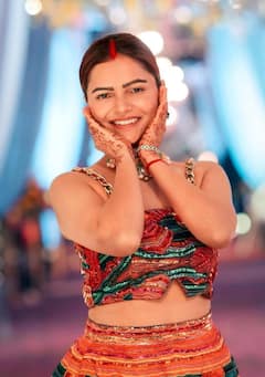 Rubina Dilaik : अभिनेत्री रुबिना दिलैकच्या गाडीला अपघात