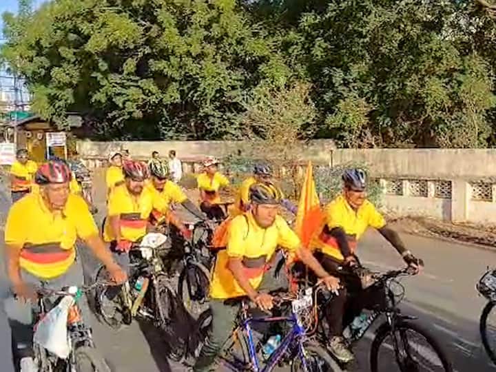 पंढरपूर सायकलर्स क्लबचे अध्यक्ष उमेश परिचारक यांच्या संकल्पनेतून पायी-वारी या धर्तीवर सायकल वारी हा उपक्रम राबवला जात आहे.