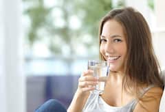 Water Intake: निरोगी आरोग्य हवंय? मग दिवसाला प्या 'इतके' ग्लास पाणी