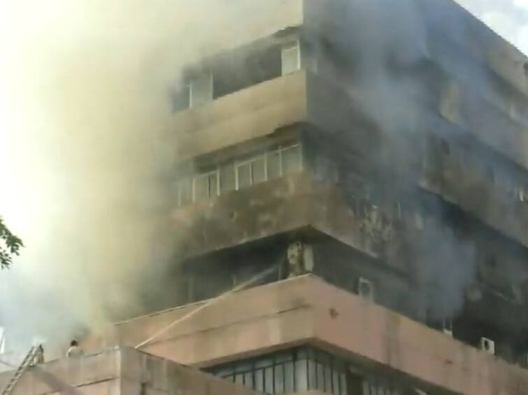 Massive Fire Breaks Out At Bhopal's Satpura Bhawan, Government Offices Being Evacuated Watch Video Massive Fire Breaks Out At Bhopal's Satpura Bhawan, Govt Offices Being Evacuated: Video