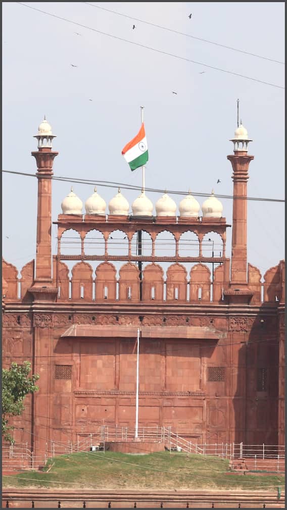 'ऐसा लगता है लाल किला मोदी ने बनवाया', ओवैसी ने क्यों कहा ऐसा