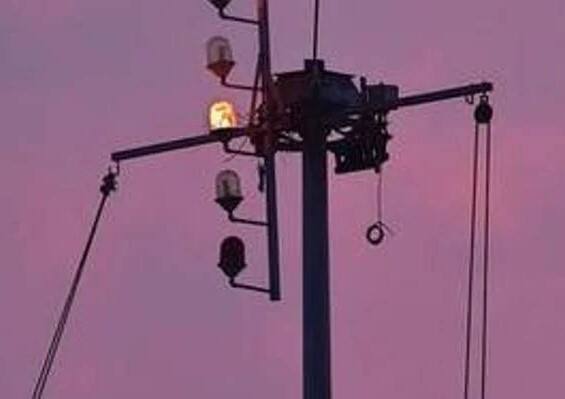 Biperjoy : Signal Number 10 has been put up at Kandla Port, Know Everything About Storm Signals Biperjoy : વાવાઝોડામાં અપાતા 1 થી 11 નંબરના સિગ્નલ હોય છે શું? કેવી રીતે કરે છે કામ?