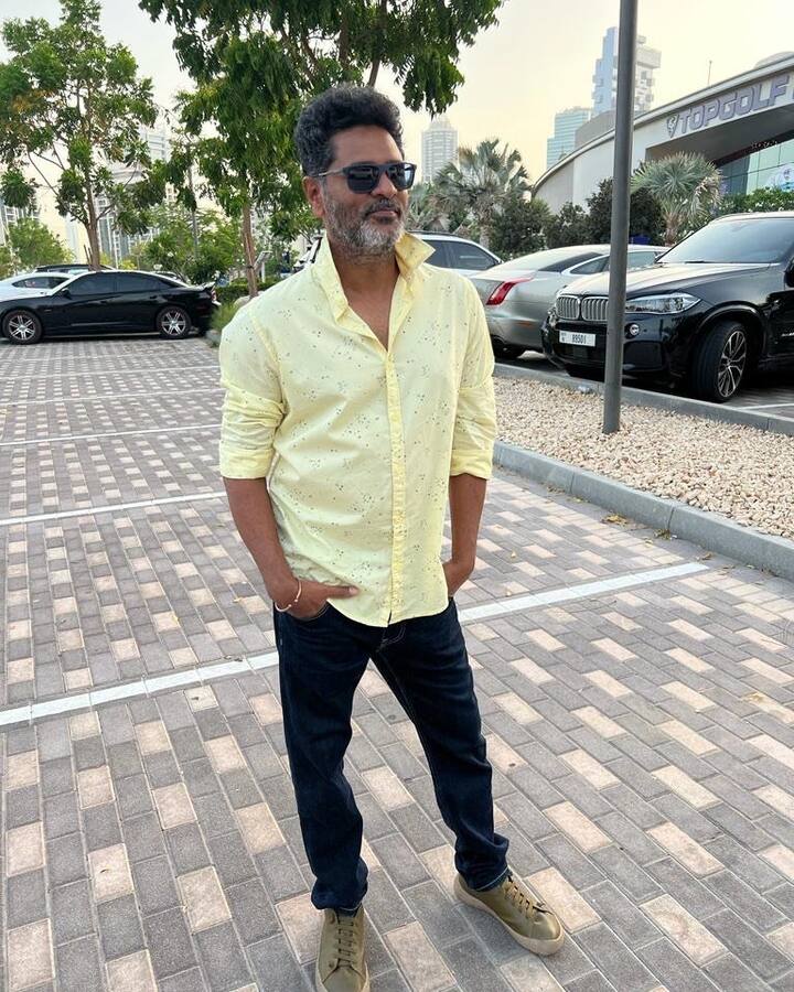 एका मुलाखतीमध्ये प्रभूदेवाने ही आनंदाची बातमी दिली आहे. त्यानी सांगितले की, 'होय ही बातमी खरी आहे. या वयात म्हणजेच 50 व्या वर्षी मी पुन्हा बाप झालो आहे आणि मी खूप आनंदी आहे.'