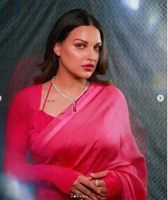 Himanshi Khurana: ਹਿਮਾਂਸ਼ੀ ਖੁਰਾਣਾ ਨੇ ਗੁਲਾਬੀ ਸਾੜ੍ਹੀ 'ਚ ਲੁੱਟੀ ਮਹਫ਼ਿਲ, ਦੇਖੋ ਕਿਵੇਂ ਨਜ਼ਰਾਂ ਨੇ ਕਾਤਿਲ ਕੀਤੇ ਕਈ ਦਿਲ