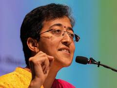 दिल्ली की मंत्री आतिशी का निशाना- 'आज दिल्ली योग कैपिटल होता लेकिन LG साहब ने इसे भी...'