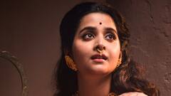 দেবচন্দ্রিমাকে রোজ 'পলাশ' পাঠাচ্ছেন কোনও অচেনা প্রেমিক, পরিচয় জানলেন নায়িকা?