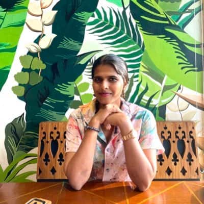 ‘மின்மினி’ என்ற திரைப்படத்தை சூமார் 7 ஆண்டுகளுக்கு மேலாக எடுத்து வருகிறார் ஹலிதா ஷமீம்