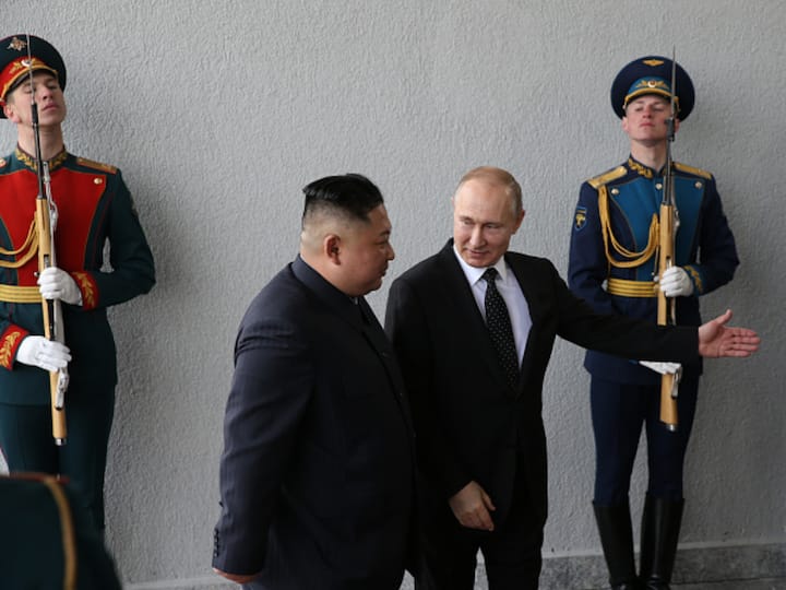 Kim Jong Un Russia Visit:  North Korean leader Kim Jong Un to visit Russia Kim Jong Un Russia Visit: કિમ જોંગ-ઉન રશિયા જવા રવાના, ડિફેન્સ ડિલ પર પુતિન સાથે કરશે ચર્ચા