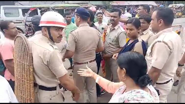 Tension Continues On Third Day Of Nomination Filing In Panchayat Election 2023 As Congress Candidate Allegedly Faced Resistance At Kakdwip Panchayat Election 2023:মনোনয়ন-পর্বের তৃতীয় দিনে উত্তেজনা কাকদ্বীপে, কংগ্রেস প্রার্থীকে বিডিও অফিস চত্বরেই বাধার অভিয়োগ তৃণমূলের বিরুদ্ধে