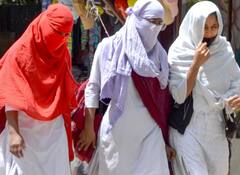 कल गर्मी से दिल्ली वाले दिखे परेशान, 2 दिन बाद दिखेगा चक्रवात बिपारजॉय का असर, जानें IMD अलर्ट 