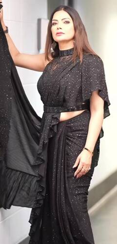 Satinder Satti: ਸਤਿੰਦਰ ਸੱਤੀ ਨੇ ਕਾਲੀ ਸਾੜੀ 'ਚ ਸ਼ੇਅਰ ਕੀਤੀਆਂ ਖੂਬਸੂਰਤ ਤਸਵੀਰਾਂ, ਖੂਬਸੂਰਤੀ ਸਾਹਮਣੇ ਬਾਲੀਵੁੱਡ ਸੁੰਦਰੀਆਂ ਵੀ ਫੇਲ੍ਹ