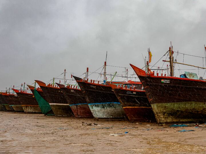Cyclone Biparjoy: टाइम, लोकेशन और क्या होंगे संभावित नुकसान...चक्रवात बिपरजॉय को लेकर मौसम विभाग ने दिया ताजा अपडेट cyclone Biparjoy Time location and what will be the possible damage Know IMD Latest Update ann Cyclone Biparjoy: टाइम, लोकेशन और क्या होंगे संभावित नुकसान...चक्रवात बिपरजॉय को लेकर मौसम विभाग ने दिया ताजा अपडेट