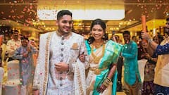 'স্কুল ক্রাশ'-এর সঙ্গে বাগদান সারলেন আইপিএল চ্যাম্পিয়ন