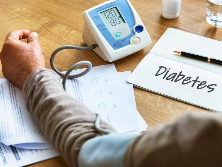 What is the diffrence between Prediabetes and Diabetes and also Signs Causes Treatment डायबिटीज और प्री-डायबिटीज का फर्क 7 पॉइंट में समझें- प्री-डायबिटिक होने के बाद आप कैसे बच सकते हैं?