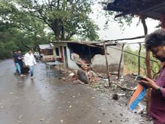 Raigad Landslide:  पाहा फोटो: किल्ले रायगड येथे दरड कोसळून वाहनांचे प्रचंड नुकसान, सुदैवाने जीवितहानी नाही