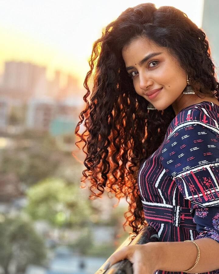 అందాల అనుపమా ఫోటోలు