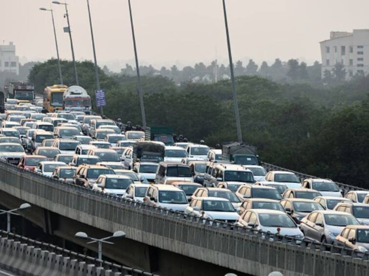 Passenger Vehicle Wholesales Hit Record 14 Per Cent In May At 3,34,247 Units SIAM Passenger Vehicle Wholesales Hit Record 14 Per Cent In May At 3,34,247 Units: SIAM