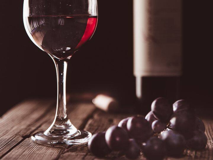 How many grapes are needed to make a bottle of wine know how to make wine एक बोतल वाइन बनाने के लिए कितने अंगूर लगते हैं, यहां जानिए इसे बनाने का भी तरीका