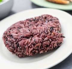 ਲਾਲ ਚਾਵਲ ਨੂੰ ਡਾਈਟ 'ਚ ਸ਼ਾਮਲ ਕਰਨ ਦੇ ਇਹ 7 ਫਾਇਦੇ...ਜ਼ਰੂਰ ਜਾਣੋ