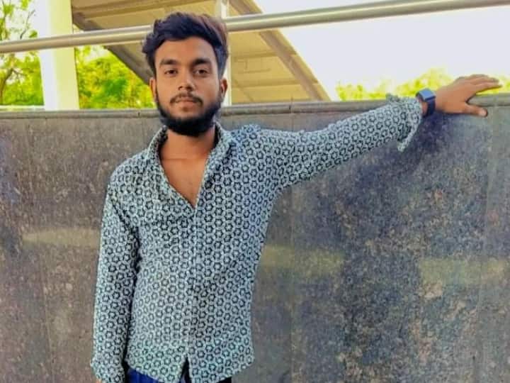 Delhi Crime: दिल्ली के जैतपुर इलाके में दो युवकों पर चाकू से वार, क्या है वजह? Delhi Crime Two youths attacked with knife in Jaitpur area one in critical condition two arrested ann Delhi Crime: दिल्ली के जैतपुर इलाके में दो युवकों पर चाकू से वार, क्या है वजह?