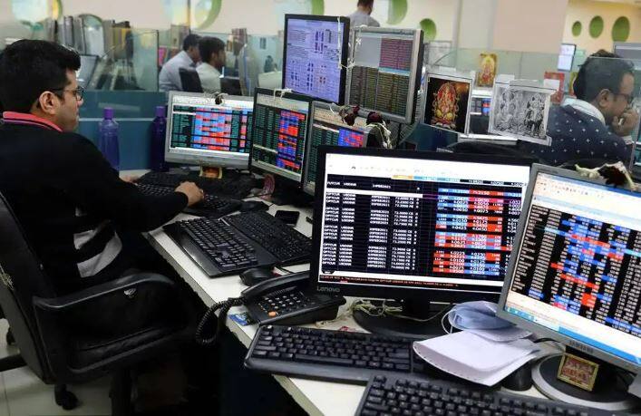 Stock Market Closing 13th May 2023 Sensex gains 418 pts investors wealth up over 2 lakh crore Stock Market Closing: 418 પોઈન્ટના ઉછાળા સાથે માર્કેટ બંધ, રોકાણકારોની સંપત્તિમાં બે લાખ કરોડનો વધારો