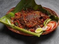 Meen Pollichathu : கேரளா ஸ்டைல் பொளிச்ச மீன் செய்வது எப்படி?