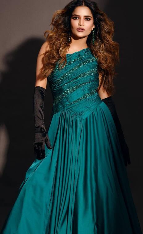 'खतरों के खिलाडी 13'चं शूटिंग सुरू झाल्यानंतर अर्चना आणि शिव ठाकरे यांच्यात वाद झाले होते.