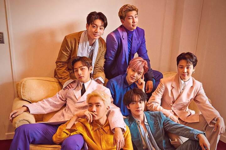 BTS नं त्यांची म्युझिक आणि डान्सने जगभरातील चाहत्यांच्या मनावर अधिराज्य गाजवलं आहे.