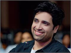 యాక్షన్ థ్రిల్లర్స్‌కు బ్రేక్ ఇచ్చిన అడివి శేష్, లవ్ స్టోరీతో వస్తాడట!