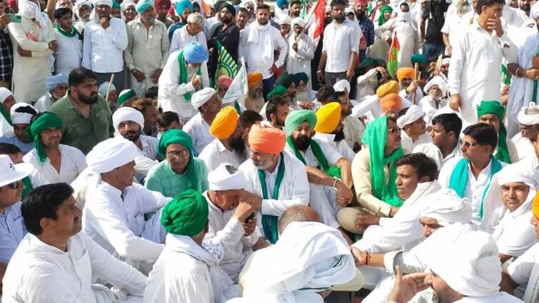 farmers-block-national-highway-in-kurukshetra-haryana-against-msp-Sunflower ਕਿਸਾਨਾਂ ਤੇ ਸਰਕਾਰ ਵਿਚਾਲੇ ਵਧਿਆ ਟਕਰਾਅ, ਨੈਸ਼ਨਲ ਹਾਈਵੇਅ ਜਾਮ : ਸਰਕਾਰ ਨੂੰ ਦਿੱਤਾ ਸੀ ਅਲਟੀਮੇਟਮ, ਉਸ ਤੋਂ ਪਹਿਲਾਂ ਹੀ ਲੱਗ ਗਈ ਧਾਰਾ 144