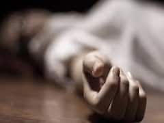 Murder: தாயை கொலை செய்து உடலை சூட்கேசில் வைத்து போலீஸ் ஸ்டேஷன் கொண்டு சென்ற மகள்... நடந்தது என்ன?