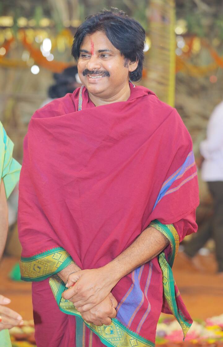 యాగానికి పార్టీ నాయకులను సైతం అనుమతించని జనసేన