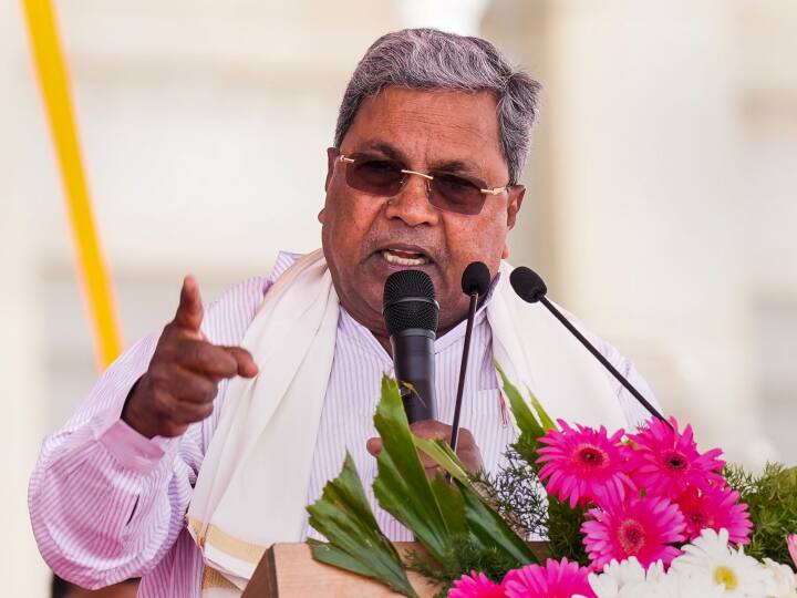 Karnataka CM Siddaramaiah hints at holding discussions on implementing the Old Pension Scheme OPS Old Pension Scheme: पुरानी पेंशन योजना कब होगी लागू? कर्नाटक के CM सिद्धारमैया ने दिए ये संकेत