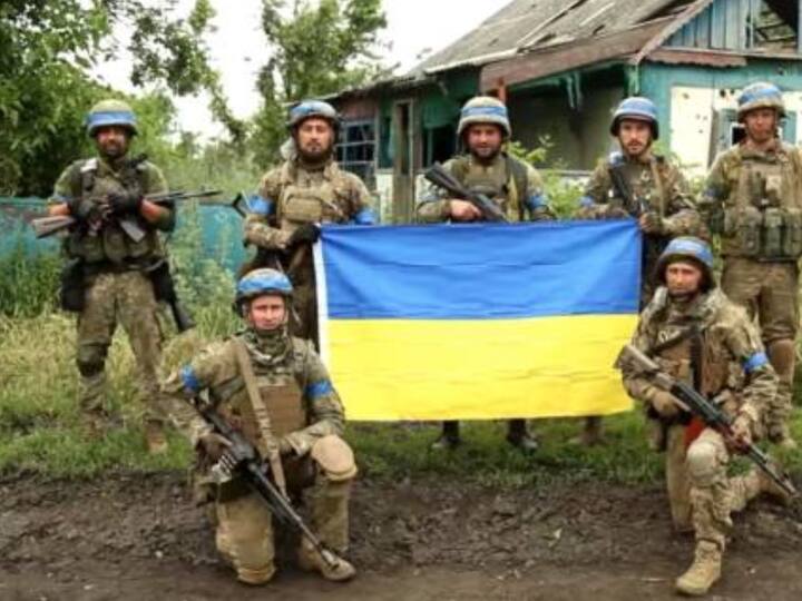 Ukrainian Flag, Dead Russian Soldiers In Village Confirm Kyiv's Biggest Advance In 7 Months: Report Kyiv Claims Big Advances As Ukrainian Flag, Dead Russian Soldiers Found In Village, Russia Denies