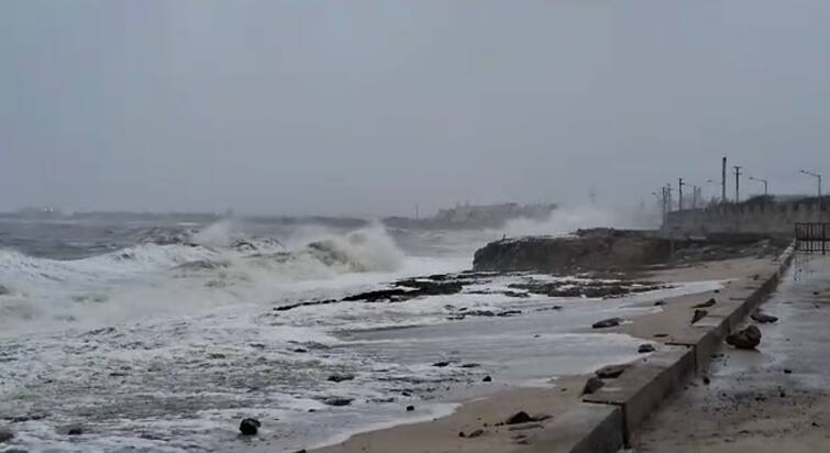 Cyclone Biparjoy: Red Alert of Meteorological Department regarding Cyclone Biparjoy Cyclone Biparjoy : બિપરજોય વાવાઝોડાને લઇને હવામાન વિભાગનું રેડ એલર્ટ, 150 કિલોમીટર પ્રતિ કલાકની ઝડપે ફૂંકાશે પવન