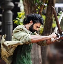 Prabhas Luxury Life: 65 કરોડ રૂપિયાનો બંગલો, આવી છે 'આદિપુરુષ'ના 'રામ'ની રિયલ લાઇફ