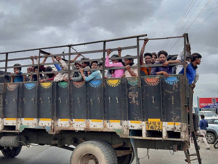 Cyclone Biparjoy To Hit Gujarat On June 15 Here is list of some deadliest cyclones in India Cyclone Biparjoy: गुजरात से टकराने वाला है 'बिपरजॉय', ये रही भारत के कुछ सबसे घातक चक्रवातों की लिस्ट