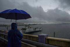 Monsoon Weather Update : মালদার উপর মৌসুমী অক্ষরেখা, আজ বিকেলে কোথায় কোথায় নামতে পারে বৃষ্টি ?