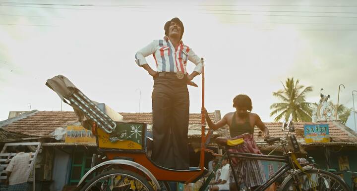 கேமராவில் புகைப்படம் எடுத்தால் அவர்கள் இறந்துவிடுவார்கள் என்ற நம்பிக்கையுடன் வாழ்கின்ற முண்டாசுப்பட்டி கிராம மக்களின் வாழ்க்கையை பற்றிய படமே இது.