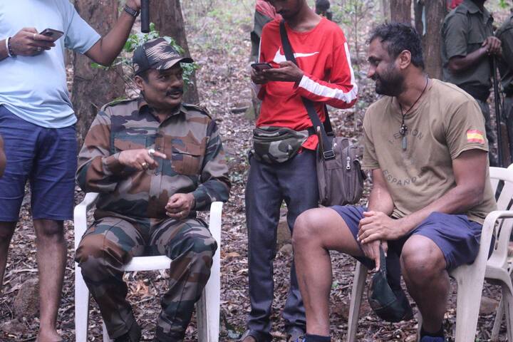రవి కాలే, మహి వి. రాఘవ్