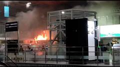 ব্যস্ত সময়ে কলকাতা বিমানবন্দরে আগুন, থমকে একাধিক উড়ান, আতঙ্ক যাত্রীদের মধ্যে