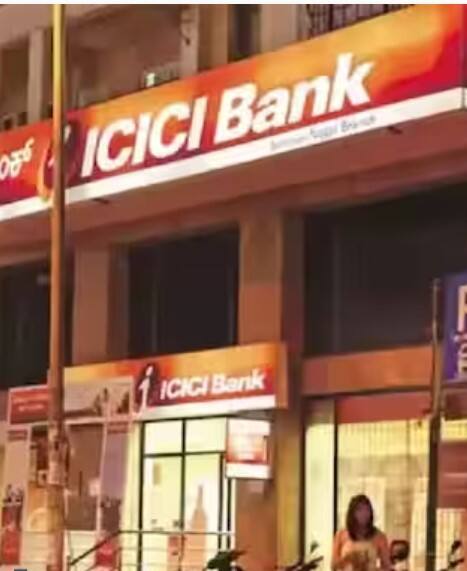 ICICI ਬੈਂਕ: ਜੇਕਰ ਤੁਸੀਂ ICICI ਬੈਂਕ ਦੇ ਗਾਹਕ ਹੋ, ਤਾਂ ਤੁਹਾਡੇ ਲਈ WhatsApp ਨੰਬਰ 8640086400 ਹੈ।