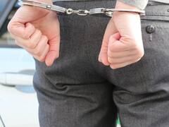 सीनियर सिटीजन के पास करते थे गंदी कॉल, ACP विक्रम राठौर बन करते थे ब्लैकमेल, चढ़े पुलिस के हत्थे