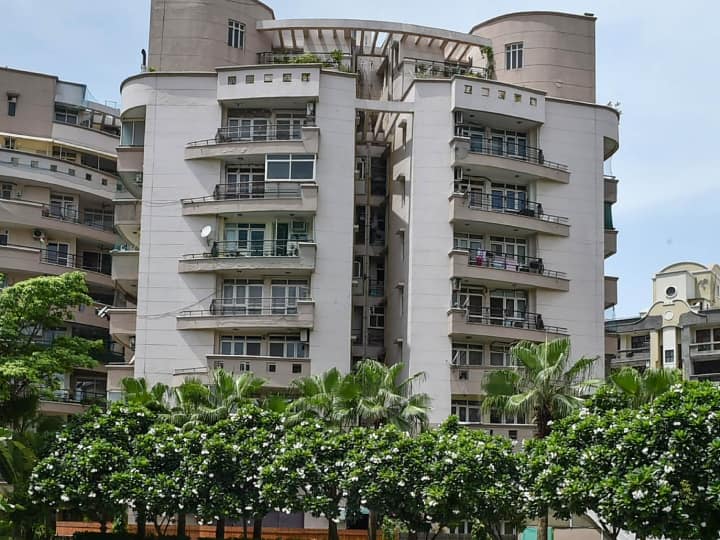 Noida News: नोएडा में 6 जनवरी को 57 डिफॉल्टर बिल्डरों के साथ प्राधिकरण की बैठक, बताई जाएगी बकाया राशि Noida Authority meeting with 57 defaulter builders on January 6 outstanding amount to be disclosed Noida News: नोएडा में 6 जनवरी को 57 डिफॉल्टर बिल्डरों के साथ प्राधिकरण की बैठक, बताई जाएगी बकाया राशि
