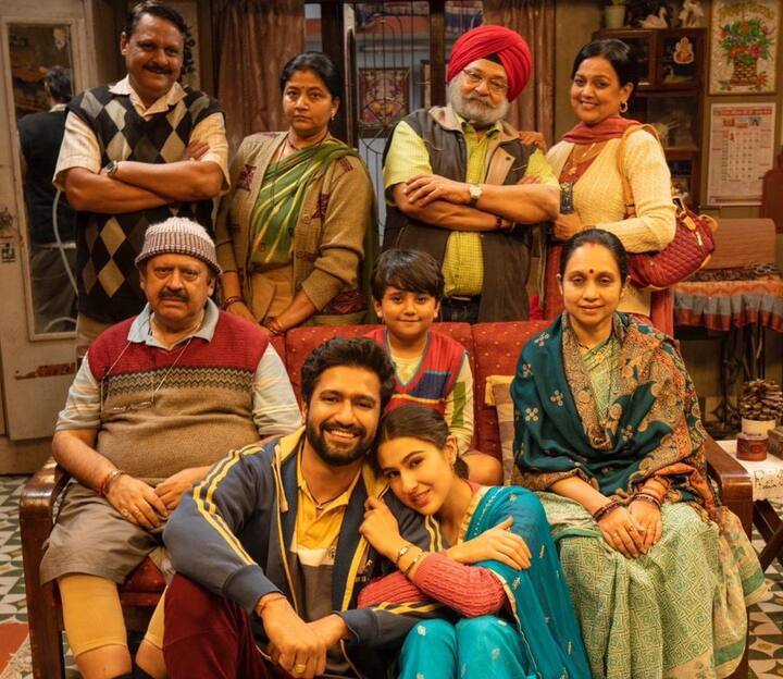 தற்போது சாரா அலி கானின் புதிய படமான ‘சாரா ஹட்கே சாரா பச்கே’ என்ற திரைப்படம் ரசிகர்களிடம் நல்ல வரவேற்பைப் பெற்று வருகிறது.