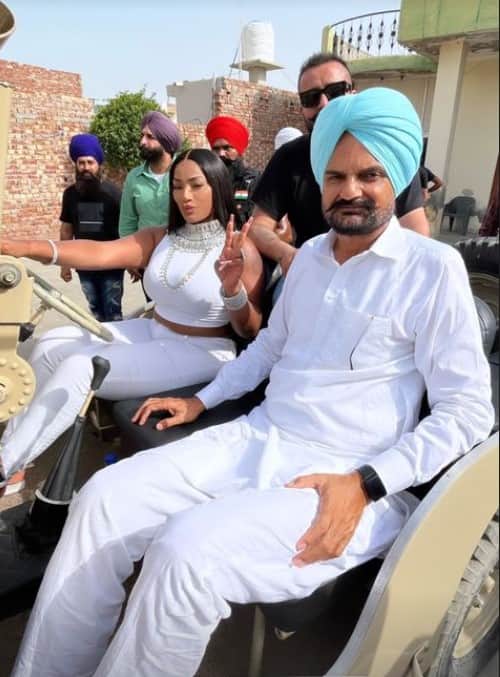 ਪੰਜਾਬੀ ਰੰਗਾਂ 'ਚ ਰੰਗੀ ਹਾਲੀਵੁੱਡ ਰੈਪਰ Stefflon Don