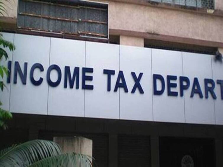 Telangana: Income Tax Department Conducts Raids On Premises Of Two BRS MLAs Telangana: Income Tax Department Conducts Raids On Premises Of Two BRS MLAs