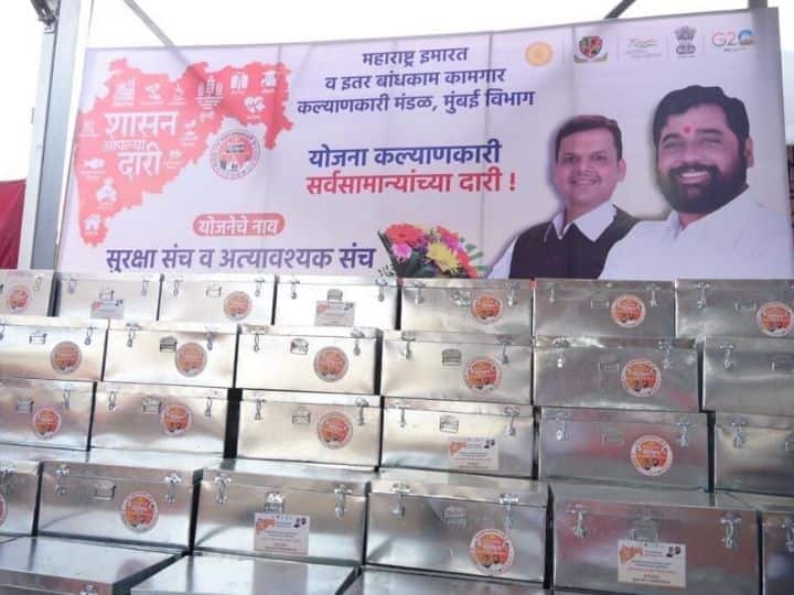 विज्ञापन के मुताबिक, महाराष्ट्र में 30.2 प्रतिशत लोग बीजेपी को जबकि 16.2 प्रतिशत लोग (एकनाथ शिंदे नीत) शिवसेना को पसंद करते हैं. यह आंकड़ा दिखाता है कि महाराष्ट्र के 46.4 प्रतिशत लोग राज्य में विकास के लिए बीजेपी और शिवसेना गठबंधन पर भरोसा करते हैं.